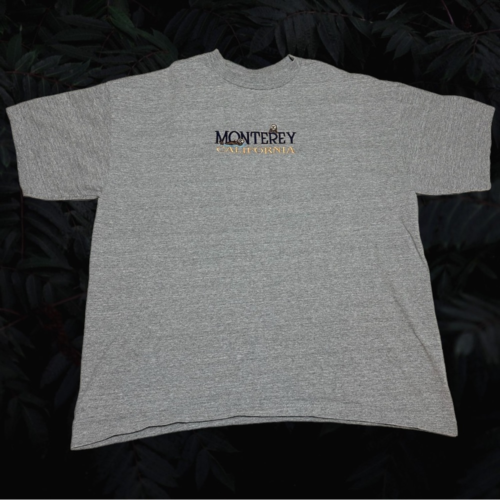 Embroidered California Otter Shirt -XXLarge